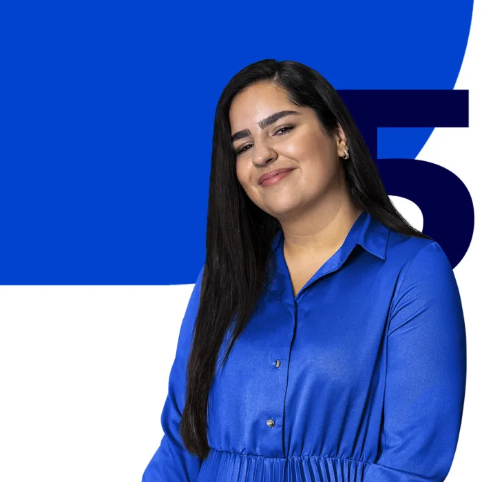 View of Aylin Pala with a five in the background