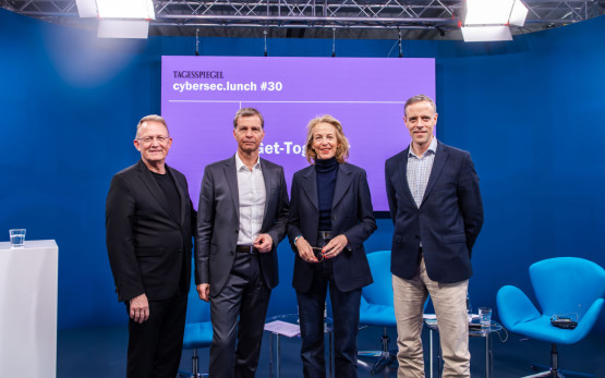 Teilnehmer der Diskussion beim cybersec.lunch
