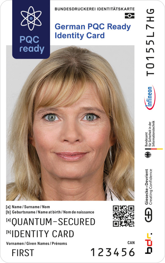 Das Bild zeigt die Vorderseite des PQC Ausweises.