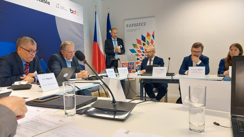 Foto der Teilnehmer des 3. European Digital Identity Roundtable 2022